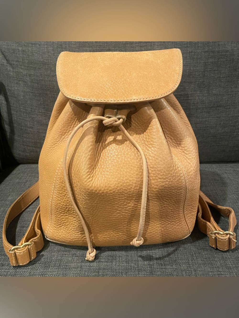 Vintage, Made in Italy, Coach Sonoma small backpack in pebbled leather. #4911. - Picture 2 of 16